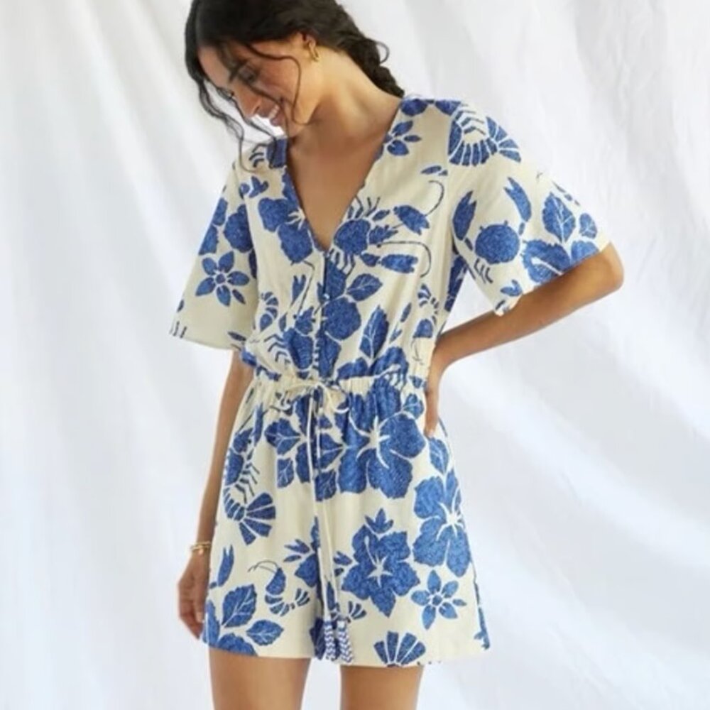 Anthropologie FARM Rio Breezy Tropical Floral Romper Blue / Cream Motif EUC - S